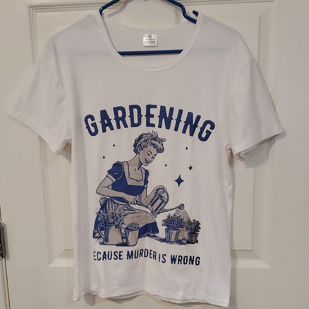 Funny Top Size Medium NWOT
